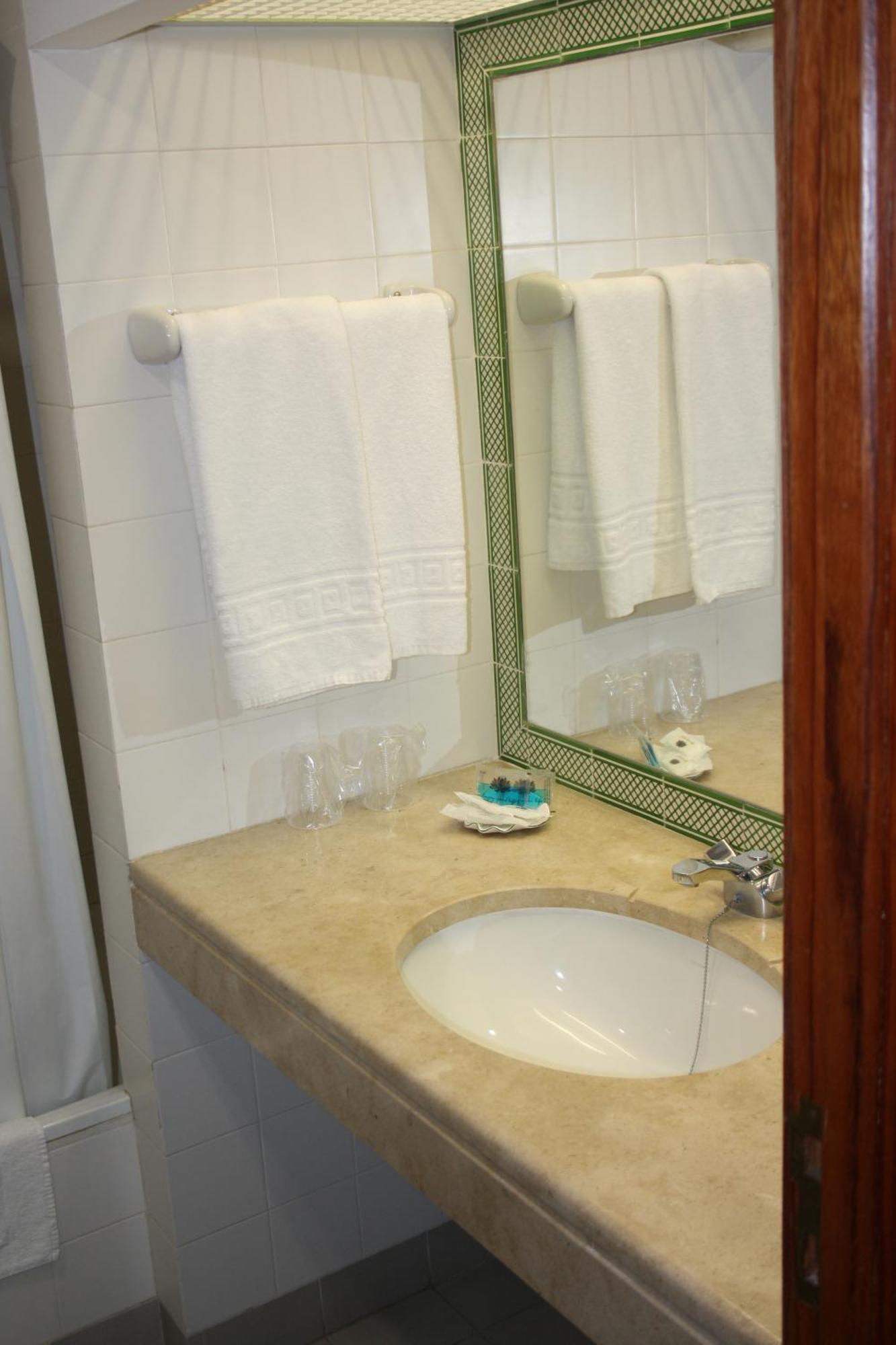 Flag Hotel Santarem Pernes Dış mekan fotoğraf